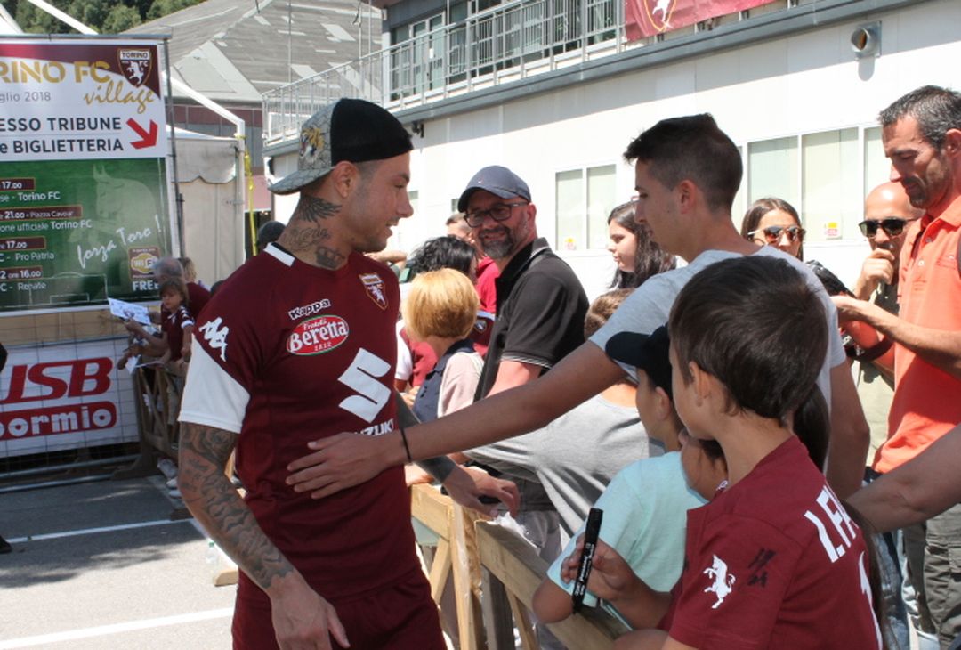 Fotogallery – Torino a Bormio: l’allenamento e l’abbraccio ai tifosi - immagine 6
