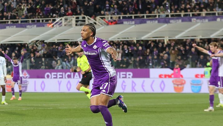 FLORENCE, ITALY - MARCH 22: Cher Ndour of ACF Fiorentina celebrates after scoring a goal during the Serie A match between ACF Fiorentina and FC Internazionale at Artemio Franchi on March 22, 2026 in Florence, Italy. (Photo by Gabriele Maltinti/Getty Images) Pruzzo: “Ndour? Il mercato di gennaio gli ha portato solo concorrenza” - immagine 1