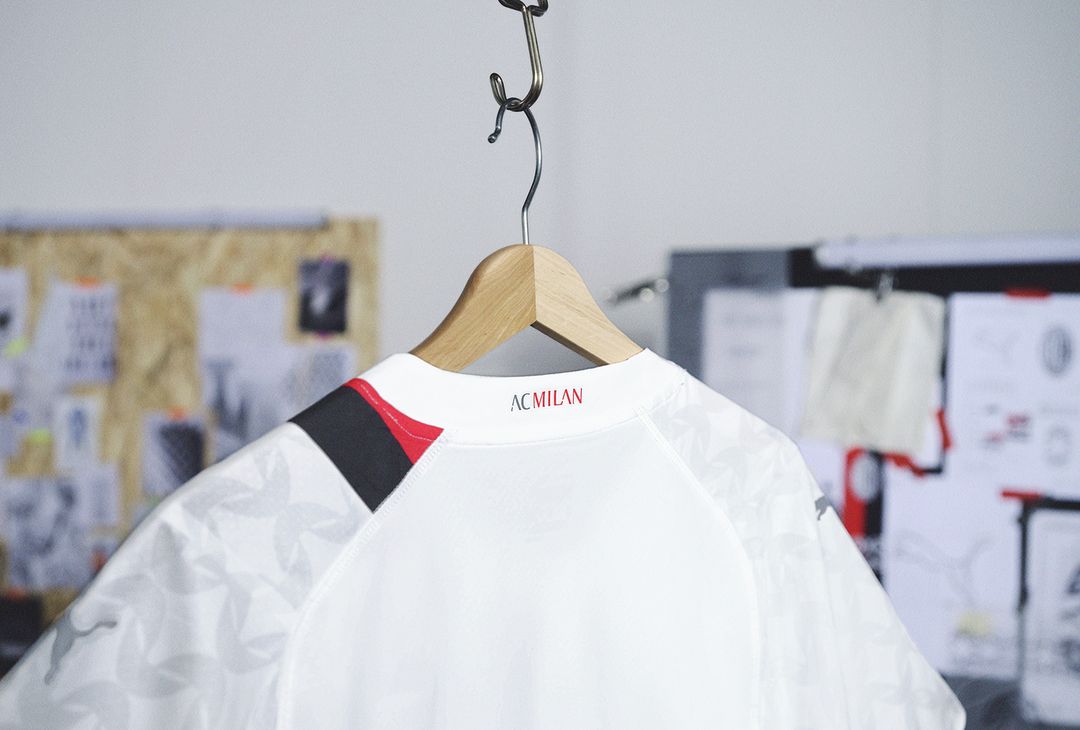 Nuova seconda maglia AC Milan 2023-2024 PUMA