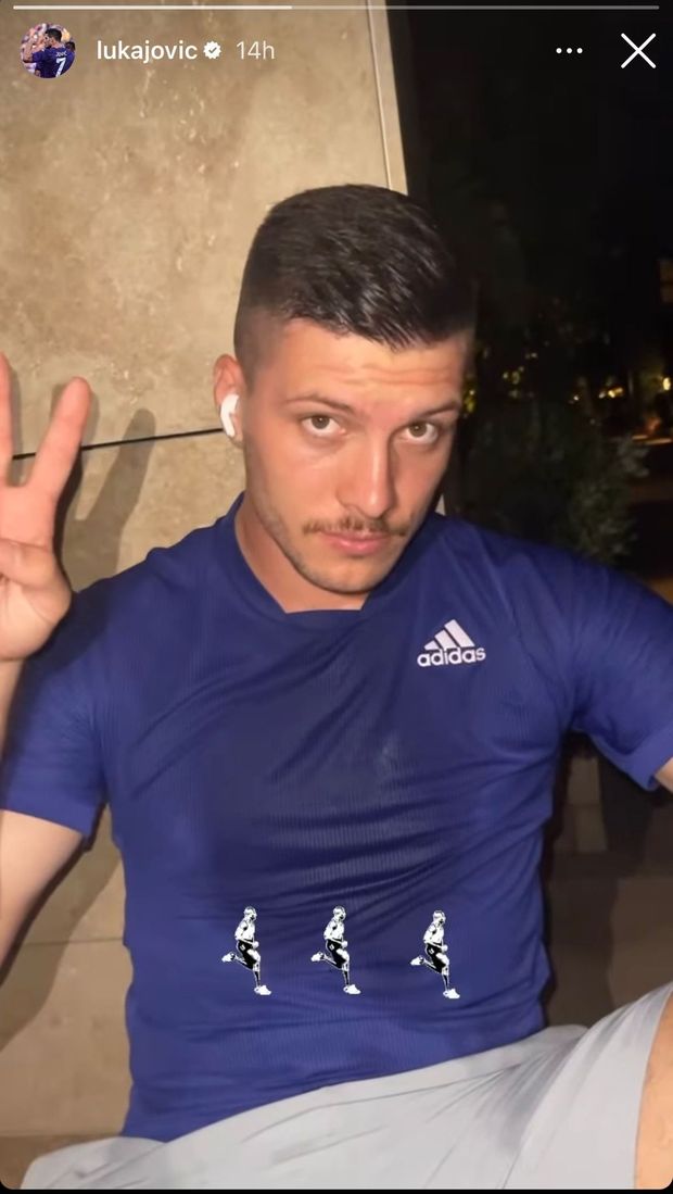 FOTO – Jovic tra mercato e Fiorentina: lui intanto “corre” verso il ritiro- immagine 2