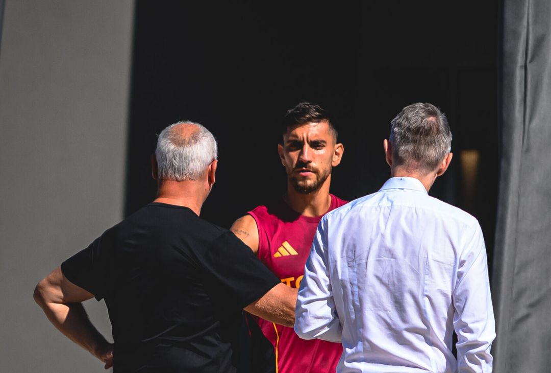 Trigoria, l’allenamento a due giorni dal derby: presenti Massara e Ranieri – FOTO GALLERY - immagine 8