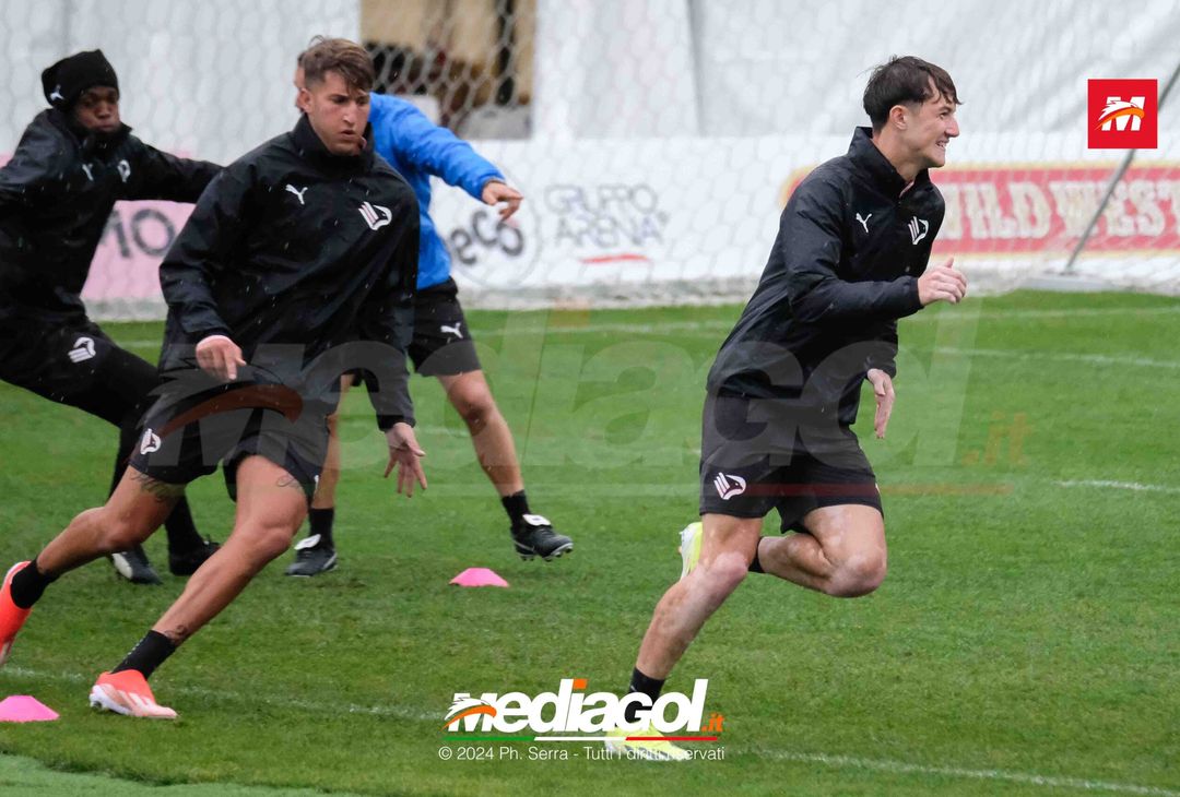 FOTO Ritiro Palermo, seduta mattutina al centro sportivo di Livigno (GALLERY) - immagine 26