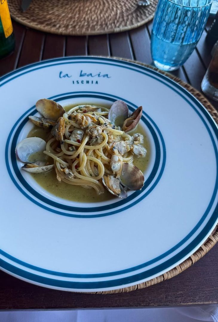 Beukema, domenica in barca per l’olandese: ecco dove è stato – LA FOTOGALLERY - immagine 4