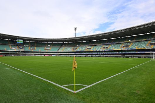 Verona: in attesa del match con i viola, il club festeggia una ricorrenza- immagine 2