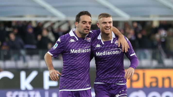 FLORENCE, ITALY - DECEMBER 3: Giacomo Bonaventura of ACF Fiorentina celebrates after scoring a goal with Lucas Beltrán of ACF Fiorentina during the Serie A TIM match between ACF Fiorentina and US Salernitana at Stadio Artemio Franchi on December 3, 2023 in Florence, Italy. (Photo by Gabriele Maltinti/Getty Images) Serie A, Fiorentina-Salernitana 3-0. Pari tra Udinese e Verona (3-3) - immagine 1