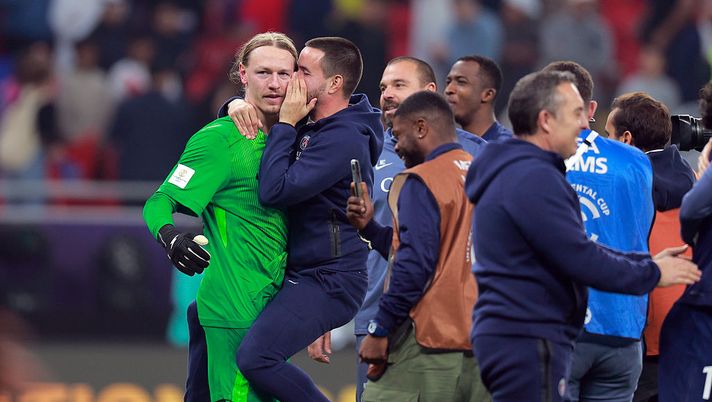 Safonov e il segreto dell’asciugamano: il trucco che ha regalato al PSG la Coppa Intercontinentale - immagine 1