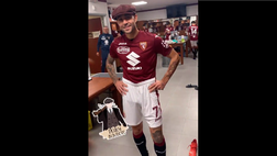 Video – Zaza in versione Peaky Blinders: la sfilata nello spogliatoio granata