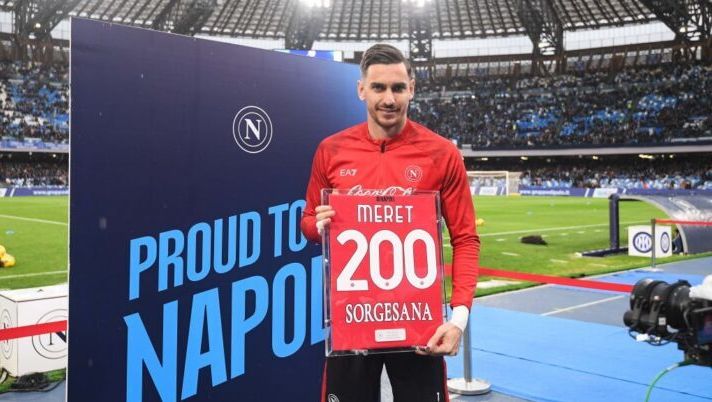Napoli, Meret svela il piano per la porta: “Ecco cosa ci ha detto Conte”. E Politano rinnova, è ufficiale - immagine 1