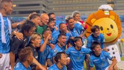 Yokohama FC, il derby vinto contro i campioni in carica: l’inchino alla fine della festa…