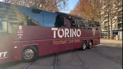 Video – Torino-Bologna: l’arrivo allo stadio del pullman granata