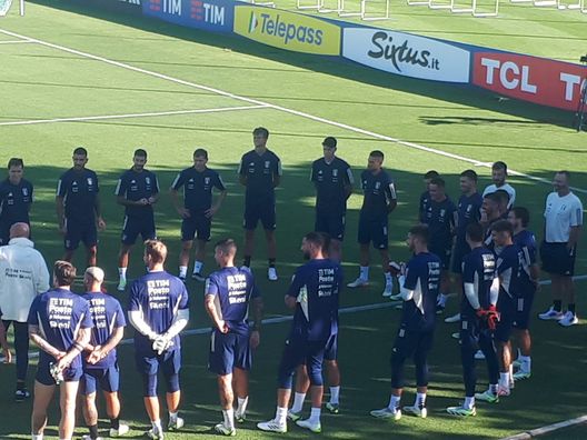 FOTO – Biraghi torna in Nazionale. Le prime immagini agli ordini di Spalletti- immagine 2