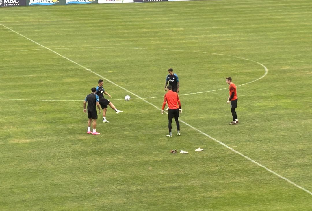 GALLERY Simeone, Di Lorenzo, Raspadori, Idasiak e Meret ancora in campo a fine seduta - immagine 5