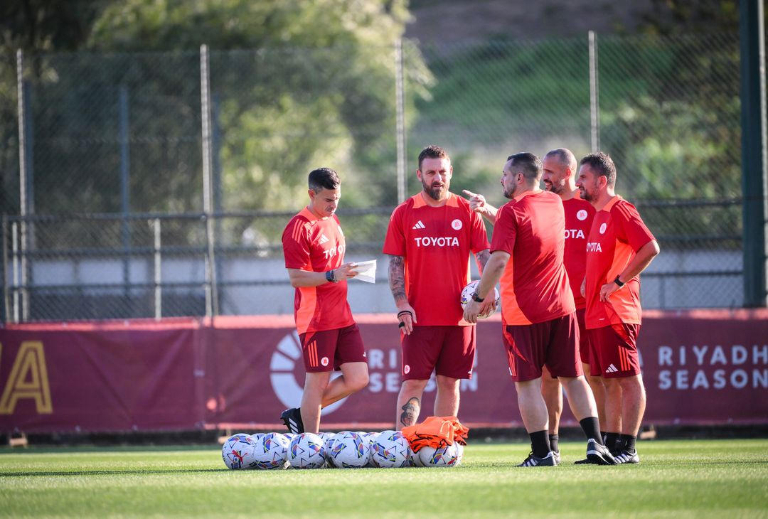 Roma, terzo giorno di allenamenti a Trigoria – FOTO GALLERY - immagine 5
