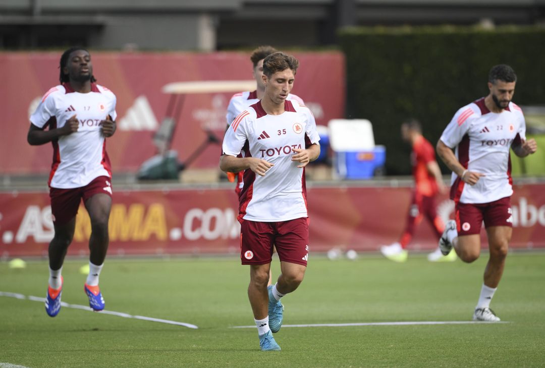 Roma, l’allenamento di oggi in vista dell’Athletic Bilbao – FOTO GALLERY - immagine 24
