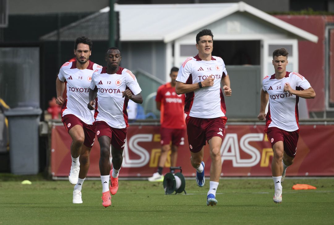 Roma, l’allenamento di oggi in vista dell’Athletic Bilbao – FOTO GALLERY - immagine 28