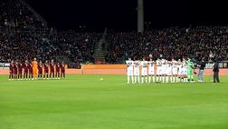 FOTO Cagliari, lo striscione da brividi dei tifosi rossoblù per ricordare Riva