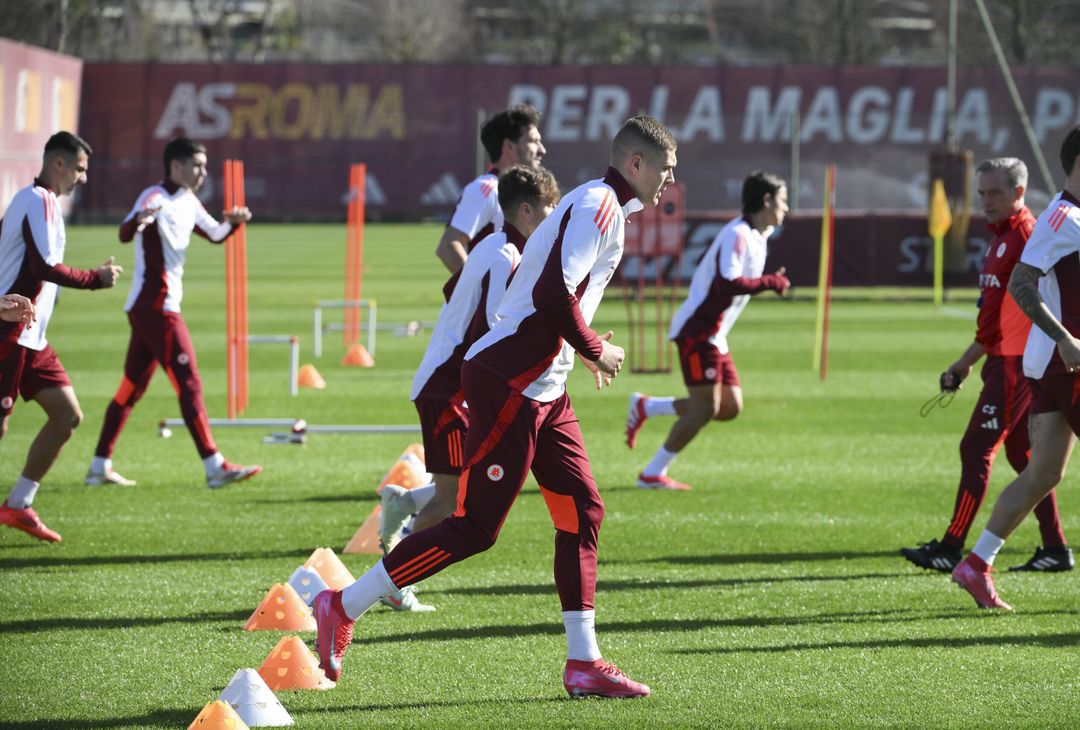 Trigoria, la rifinitura in vista dell’Eintracht Francoforte – FOTO GALLERY - immagine 11
