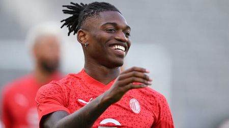 LOS ANGELES, CALIFORNIA - JULY 24: Rafael Leao of AC Milan reacts during AC Milan training session on July 24, 2023 in Los Angeles, California. (Photo by Claudio Villa/AC Milan via Getty Images)