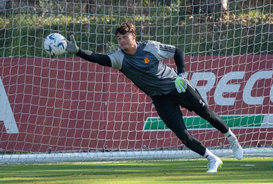 Roma, la ripresa degli allenamenti a Trigoria – FOTO GALLERY - immagine 16