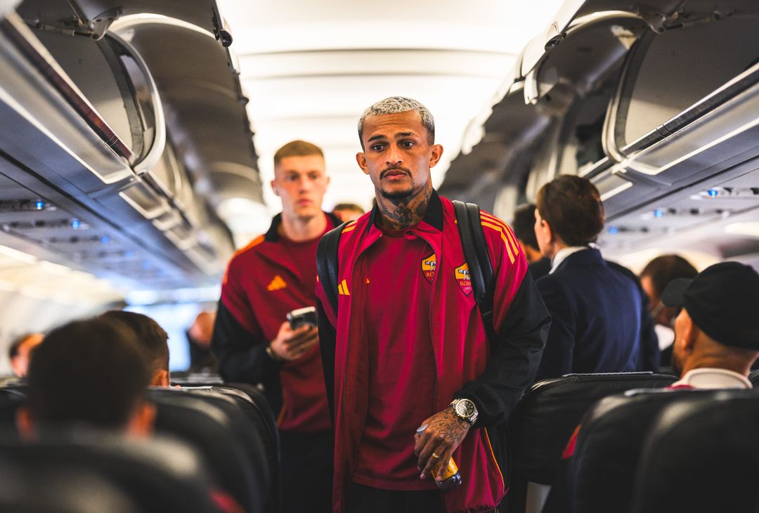 In partenza per Pisa: la Roma si prepara alla sfida – FOTO GALLERY- immagine 1