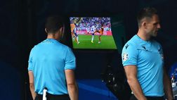 Olanda, Koeman sul rigore assegnato a Dumfries: “E cosa deve fare un difensore?”