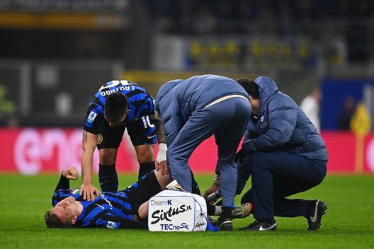 Getty Images Zielinski, tre minuti in campo: si fa male e chiede il cambio - immagine 1