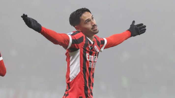 MILAN, ITALY - NOVEMBER 30: Tijjani Reijnders of AC Milan celebrates after scoring a goal during the Serie A match between Milan and Empoli at Stadio Giuseppe Meazza on November 30, 2024 in Milan, Italy. (Photo by Claudio Villa/AC Milan via Getty Images) Reijnders annuncia: “Presto rinnoverò il contratto col Milan. E ora sono più decisivo” - immagine 1