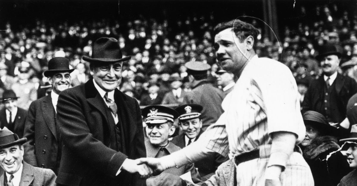 Maglia di Babe Ruth all’asta: offerta record da 13,3 milioni