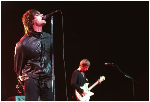 La città che si racconta tra musica e calcio. La storia del derby di Manchester è quella di una generazione- immagine 10