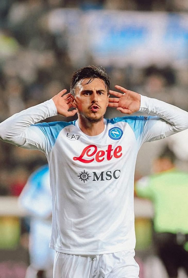 Il Napoli ricorda le sfide passate contro l’Atalanta: gli scatti più belli – LE FOTO - immagine 12