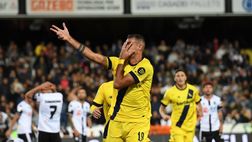 Il Modena chiude in 10, ma il Cesena non sfonda: il derby finisce 2-2