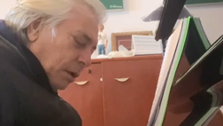 Nino D’Angelo da brividi: l’emozionante dedica a Maradona sui social