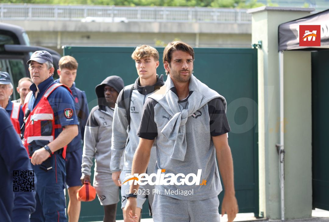 FOTO Bologna-Palermo, i rosanero arrivano allo stadio di Rovereto (Gallery) - immagine 7