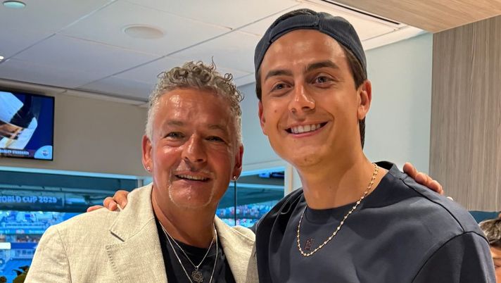 Dybala e Paredes a Miami per Boca Juniors-Benfica. Lo scatto con Baggio: “Leggenda” - immagine 1