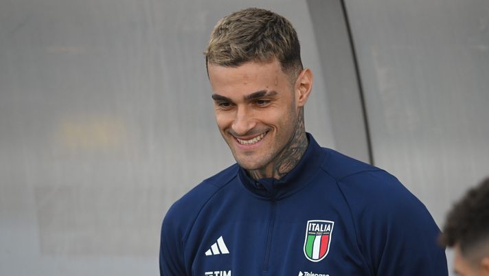 Roma, triplo sorpasso al Milan: dopo Aouar e N’Dicka è il turno di Scamacca - immagine 1