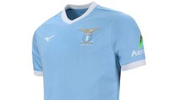Lazio e Mizuno presentano il kit “speciale”: “I dettagli in onore agli eroi”