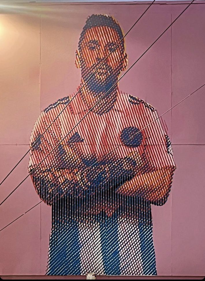 È Messi mania a Miami: ecco il primo spettacolare murale dedicato all’argentino!- immagine 2