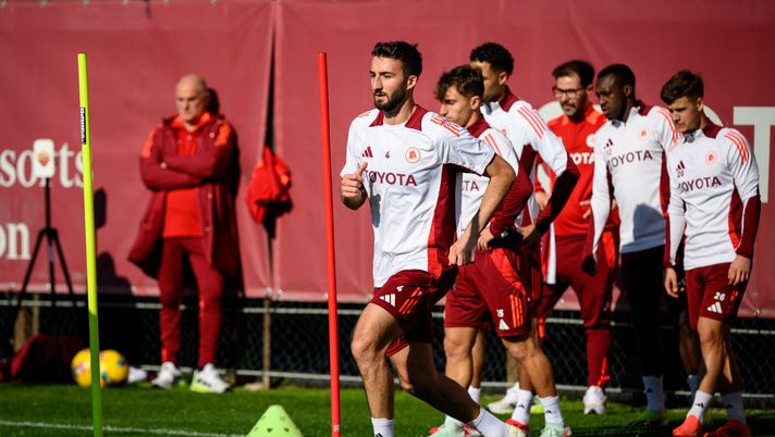 Getty Images Roma, la rifinitura verso l’Eintracht: gruppo al completo. Out solamente Hermoso - immagine 1