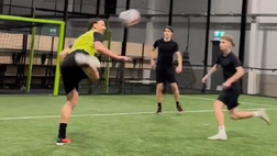 Milan, Ibrahimovic che classe! Grande gol di tacco | VIDEO