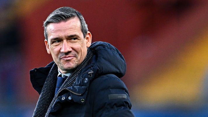 GENOA, ITALY - DECEMBER 21: Marco Ottolini, sports manager of Genoa, looks on prior to kick-off in the Serie A match between Genoa and Napoli at Stadio Luigi Ferraris on December 21, 2024 in Genoa, Italy. (Photo by Simone Arveda/Getty Images) UFFICIALE – Juve, svelato il nome del nuovo direttore sportivo: il comunicato - immagine 1