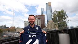 Juan Mata incanta in Australia: lo spagnolo segna da centrocampo nel derby di Melbourne
