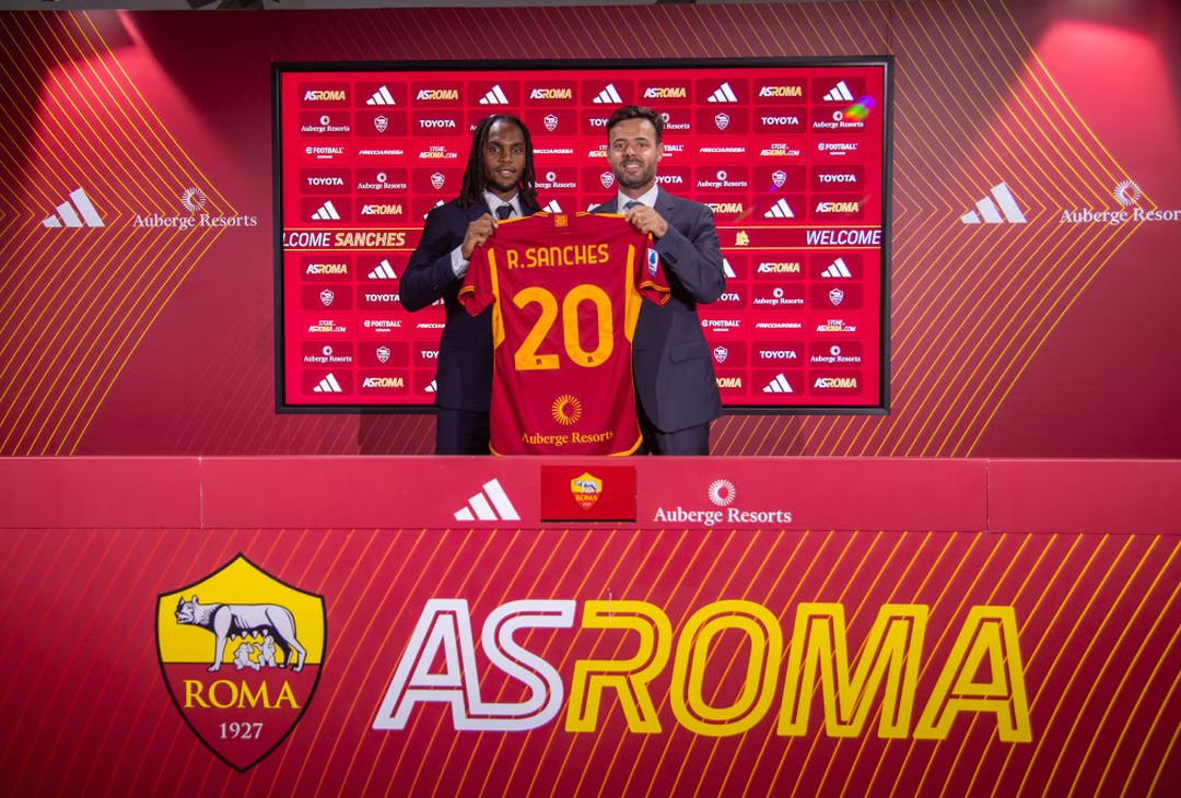 Roma, Renato Sanches si presenta: le prime immagini in giallorosso – FOTO GALLERY - immagine 9