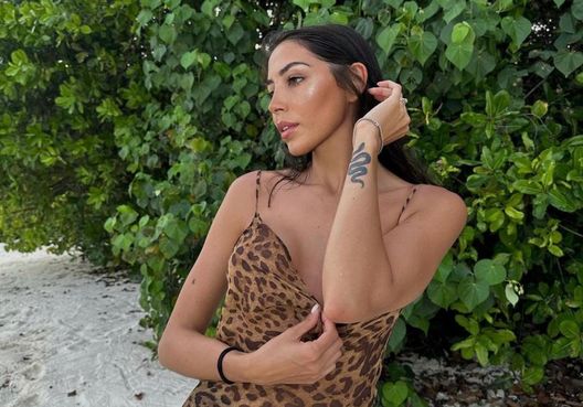 La figlia di Mihajlovic: “Cose strane alle nozze? Molti invitati non hanno fatto il regalo”  La figlia di Mihajlovic: “Cose strane alle nozze? Molti invitati non hanno fatto il regalo” - immagine 1