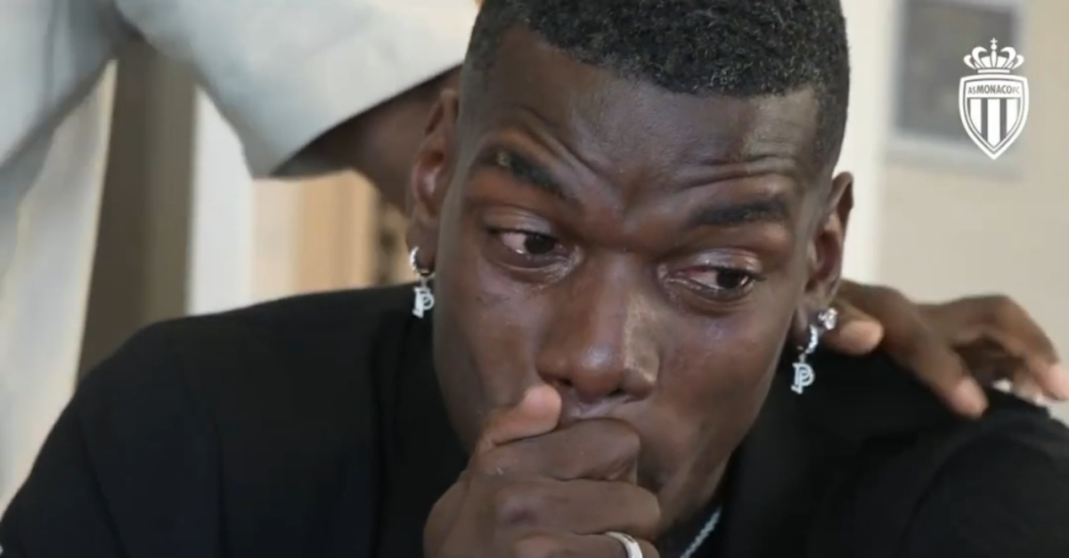 Monaco, Pogba firma dopo la squalifica e piange dalla commozione | VIDEO Monaco, Pogba firma dopo la squalifica e piange dalla commozione | VIDEO