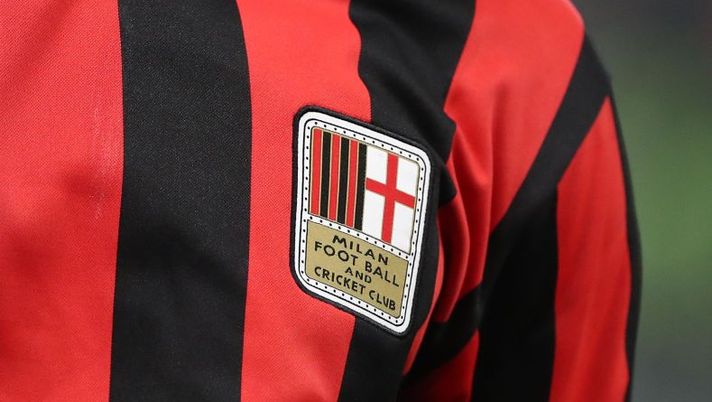 MILAN, ITALY - DECEMBER 15: A detail of the commemorative shirt for the 125th anniversary of AC Milan during the Serie A match between AC Milan and Genoa at Stadio Giuseppe Meazza on December 15, 2024 in Milan, Italy. (Photo by Marco Luzzani/Getty Images)  Il valore dell’appartenenza - immagine 1