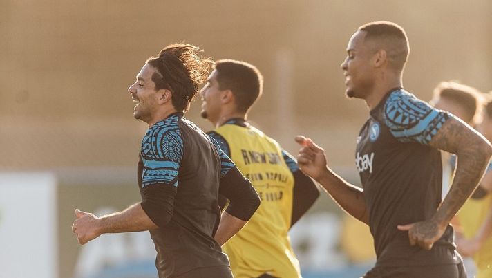 Il primo allenamento di Mazzarri a Castel Volturno