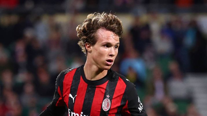 Milan, perché spendere 30 milioni per Koné o Javi Guerra? Coraggio e punta su Comotto