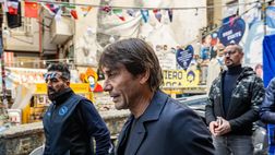 Conte, prima la visita a Scampia poi sorpresa alla Federico II: la reazione degli studenti