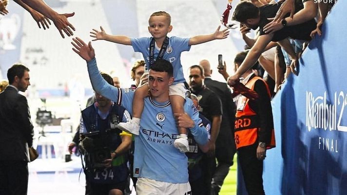 Baby Foden star di Instagram dopo le foto virali della CL: profilo aperto e in poche ore… - immagine 1