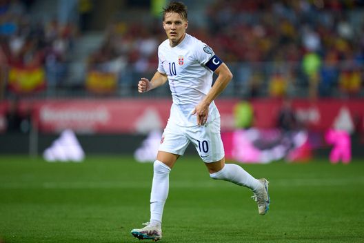 Martin Odegaard con la maglia della Norvegia (Foto di Angel Martinez/Getty Images) La Norvegia non è solo Haaland: tre nomi da tenere d’occhio- immagine 3